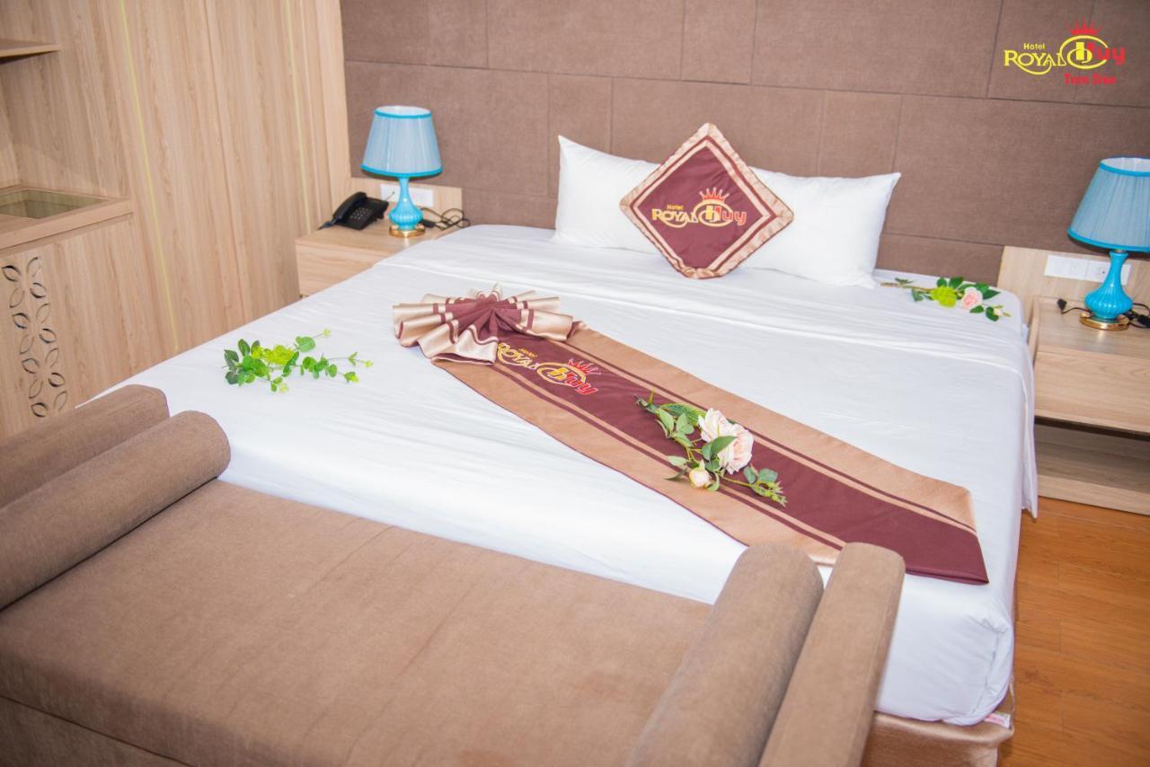 Royal Huy Hotel Tam Ðảo מראה חיצוני תמונה